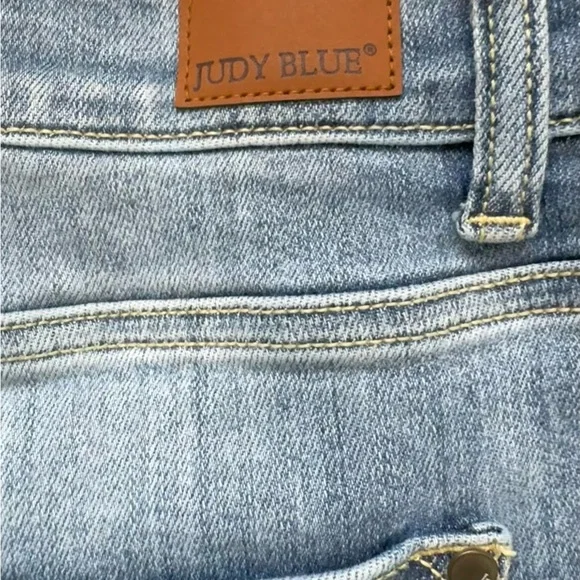 Judy Blue Woman’s Light Blue Denim Skinny Blue Jeans Plus size 22 W - Picture 4 of 7